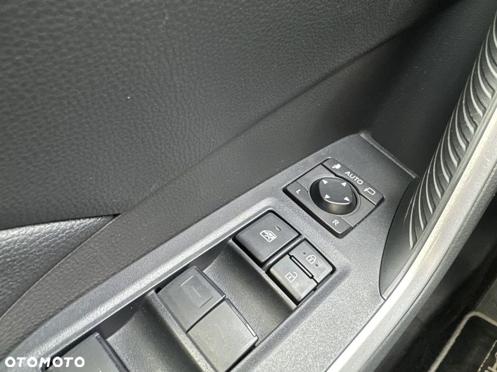 Toyota RAV4 - 21
