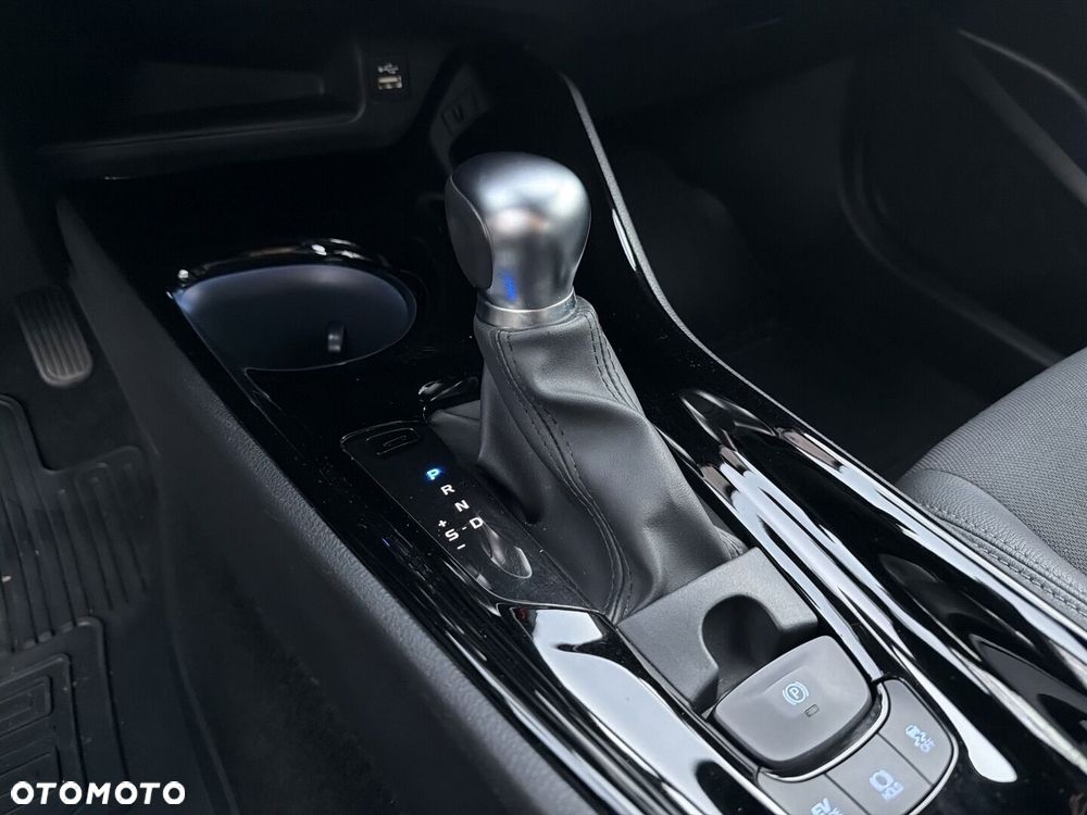 Toyota C-HR 2.0 Hybrid Style - 19