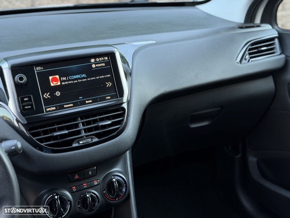 Peugeot 208 1.5 BlueHDi Comercial 2L - 14