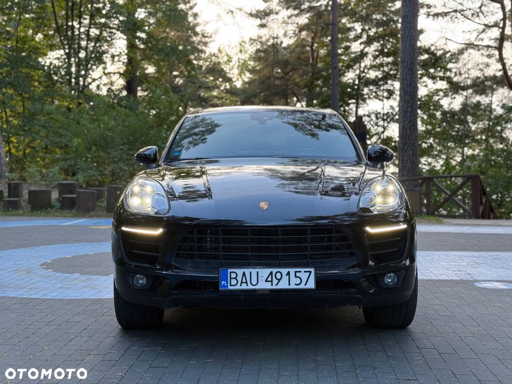 Porsche Macan Standard - 2