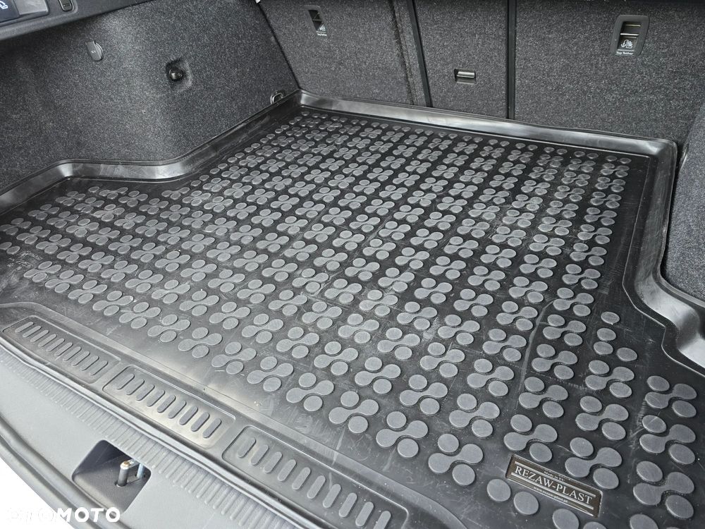 Skoda Octavia 2.0 TDI DSG Soleil - 38