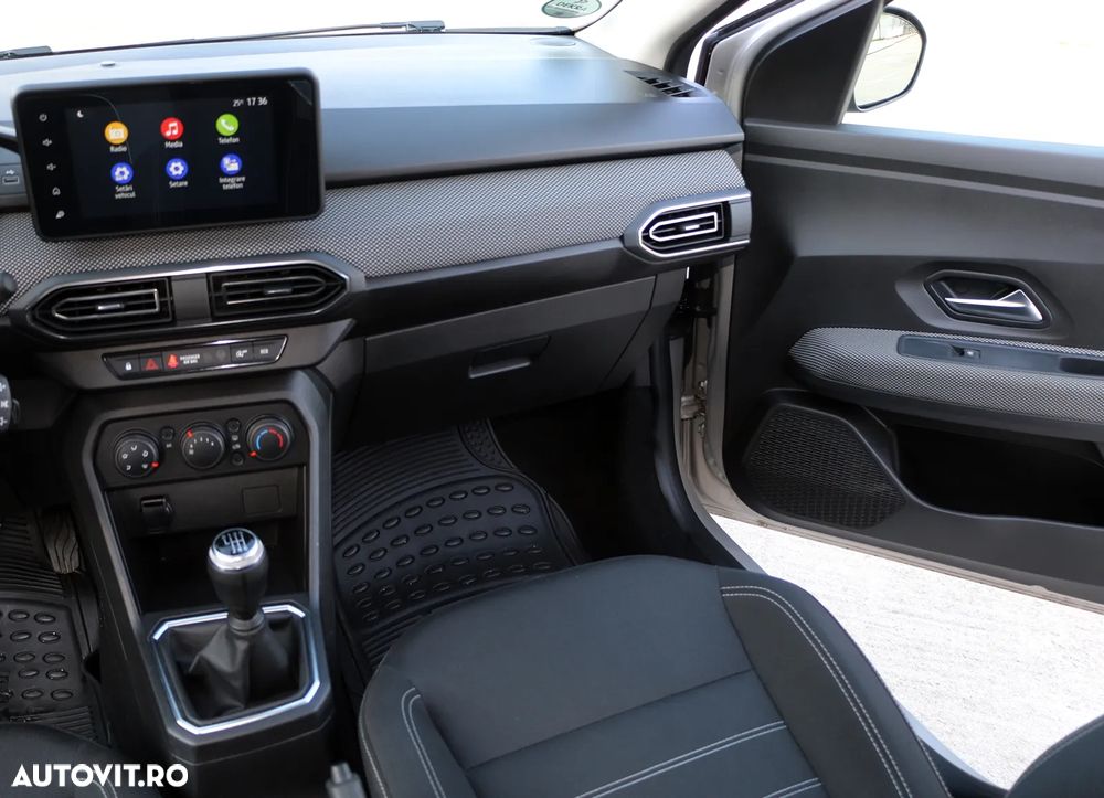 Dacia Sandero - 12