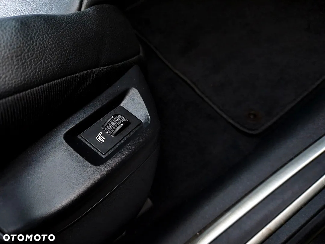 Citroën C5 Tourer HDi 165 FAP Exclusive - 34