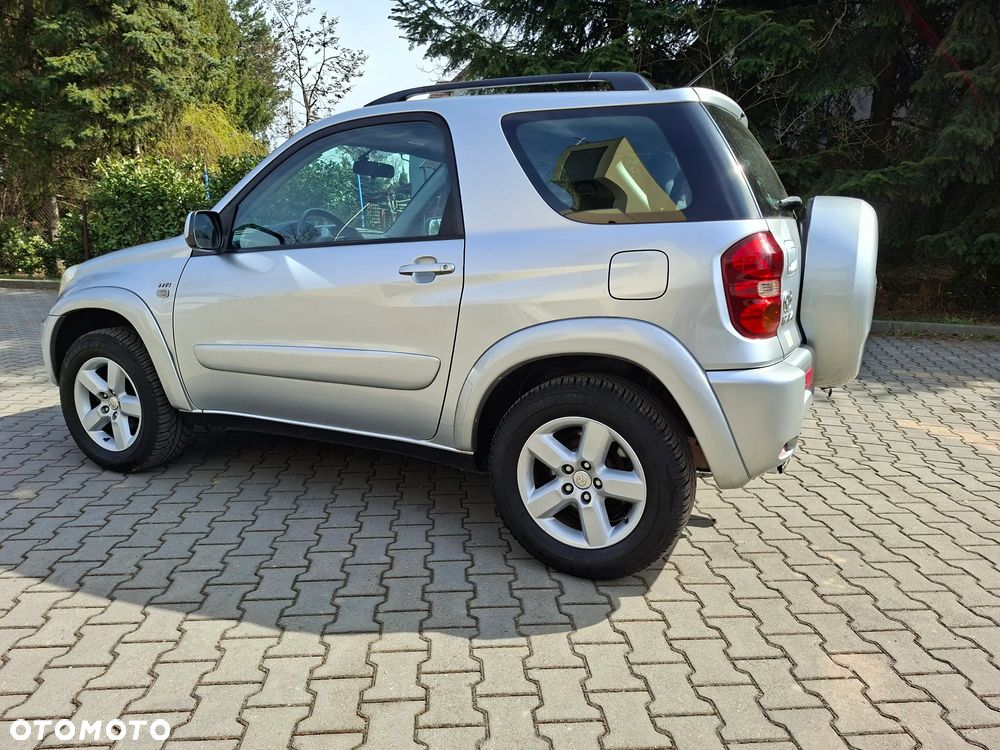 Toyota RAV4 4x4 Edition - 6