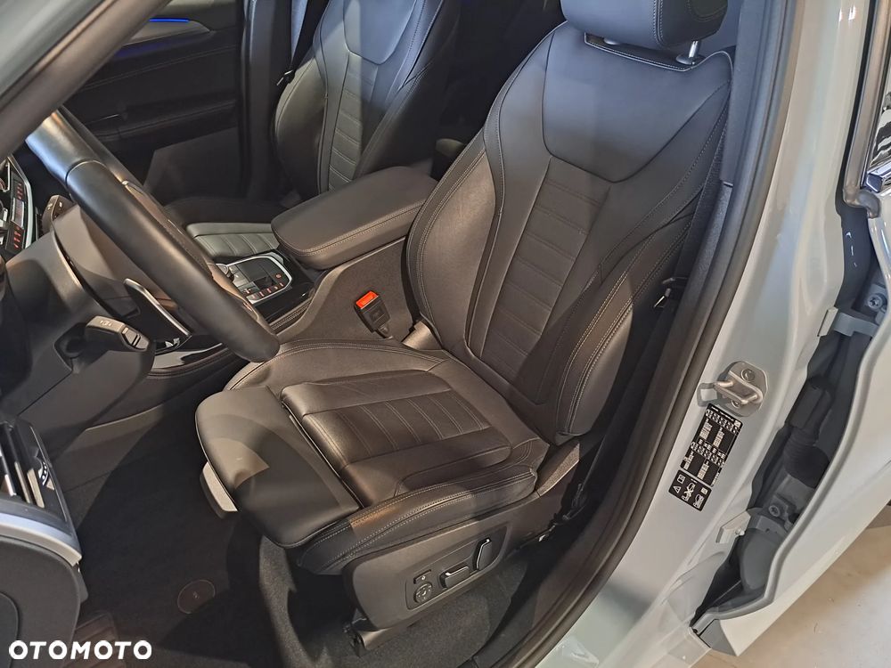 BMW X4 xDrive20d mHEV M Sport sport - 9