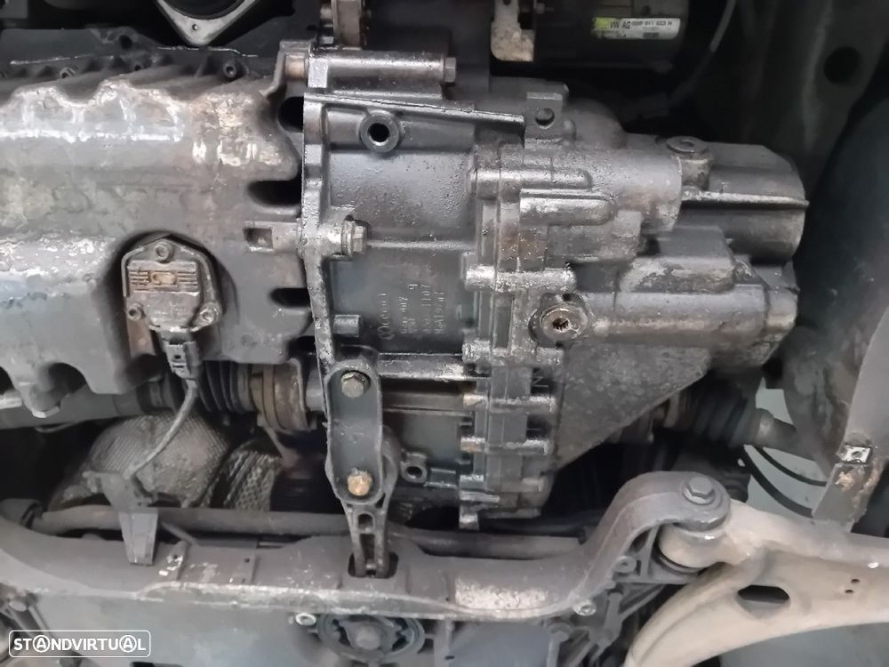 Caixa de velocidades manual VOLKSWAGEN Passat (3C2) - 1
