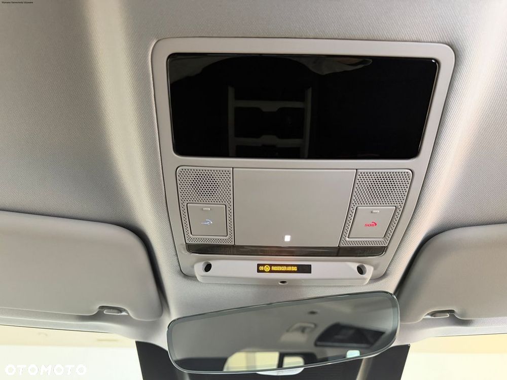 Land Rover Defender - 19