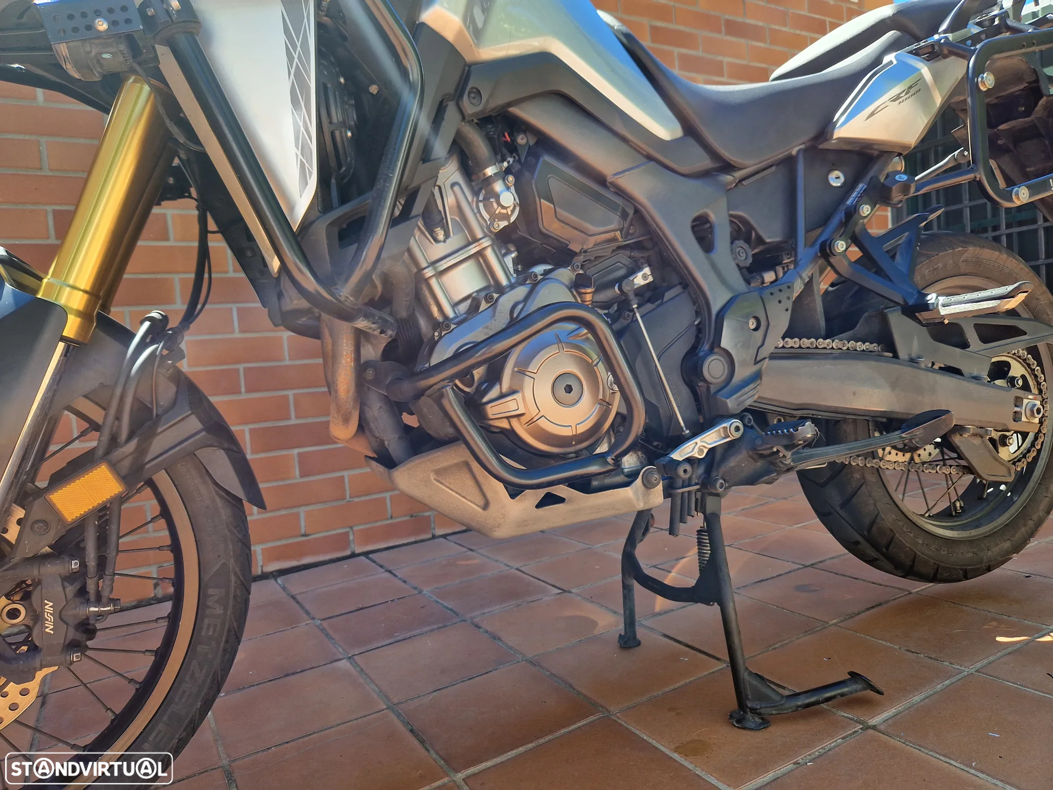Honda Africa Twin SD04 - 48