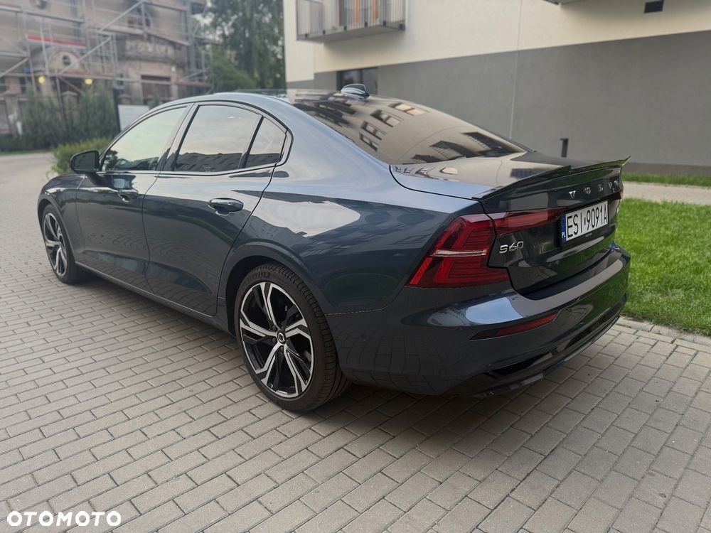 Volvo S60 B5 B AWD Ultimate Dark - 2