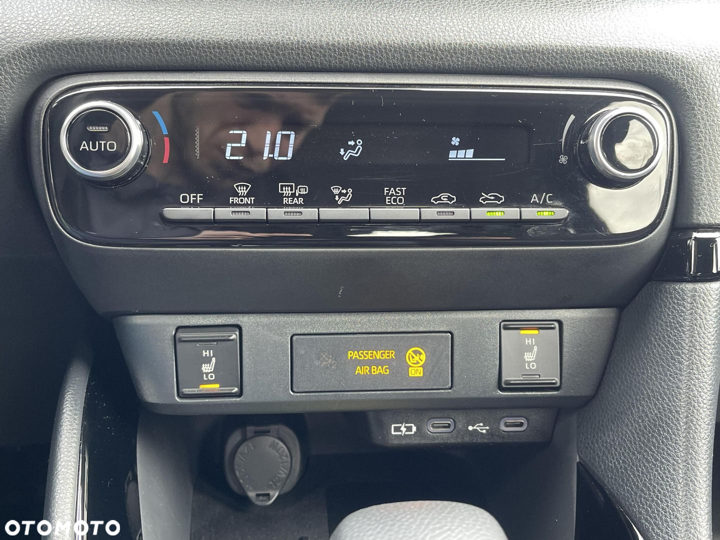 Toyota Yaris - 20