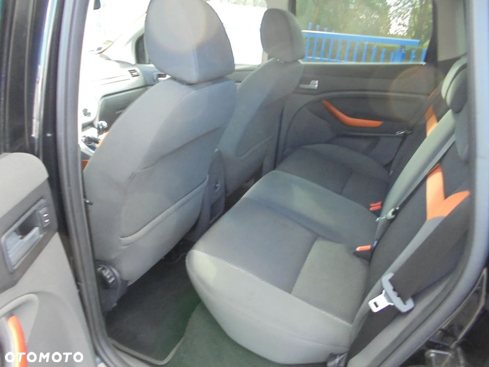 Ford Kuga 2.0 TDCi 2x4 Trend - 10