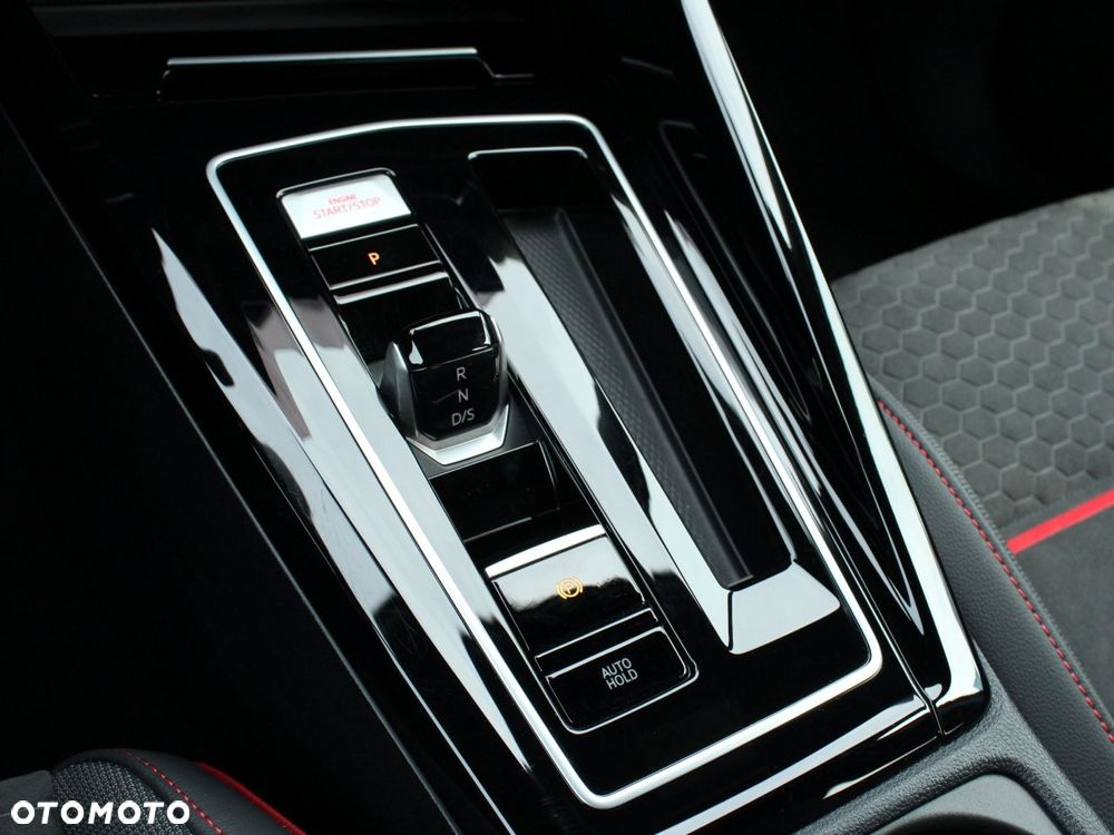 Volkswagen Golf - 20