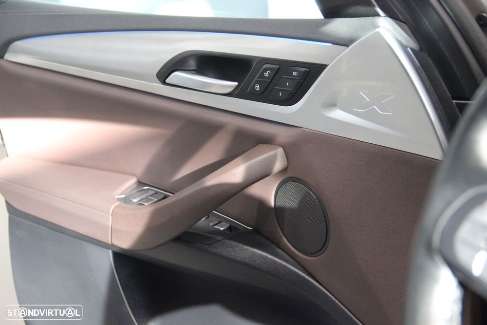 BMW iX3 Impressive - 22