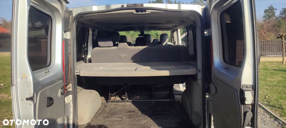 Opel Vivaro - 14