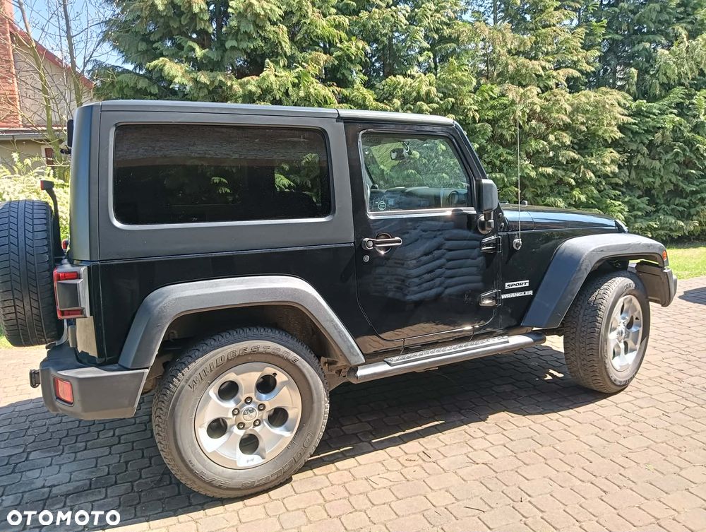 Jeep Wrangler - 5