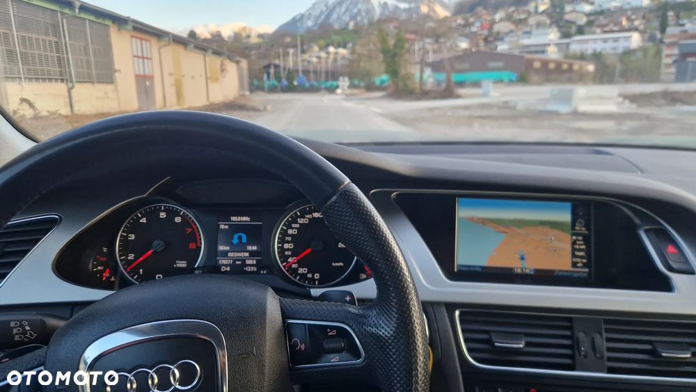 Audi A4 Limousine 2.0 TFSI quattro S tronic Ambiente - 30