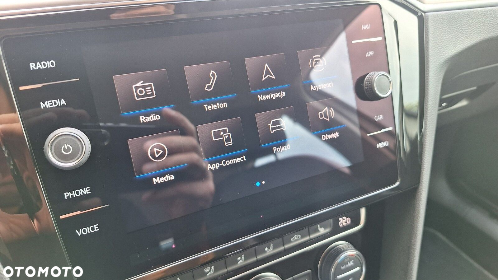 Volkswagen Passat 2.0 TDI EVO Elegance DSG - 22