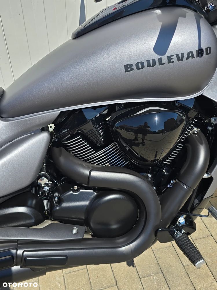 Suzuki Boulevard - 4