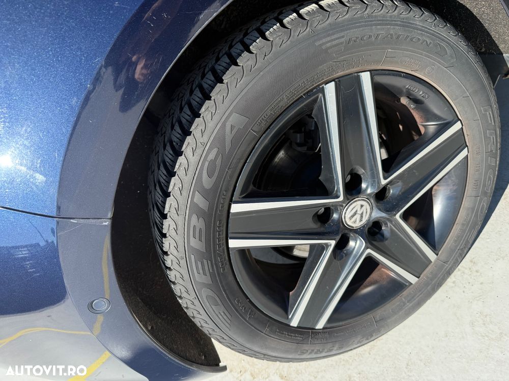 Volkswagen Golf 1.6 TDI DPF Comfortline - 15