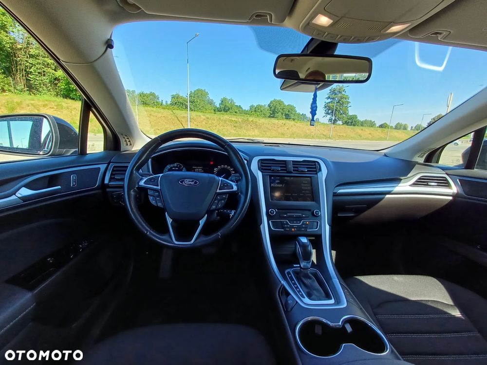 Ford Mondeo 2.0 TDCi Ambiente PowerShift - 6