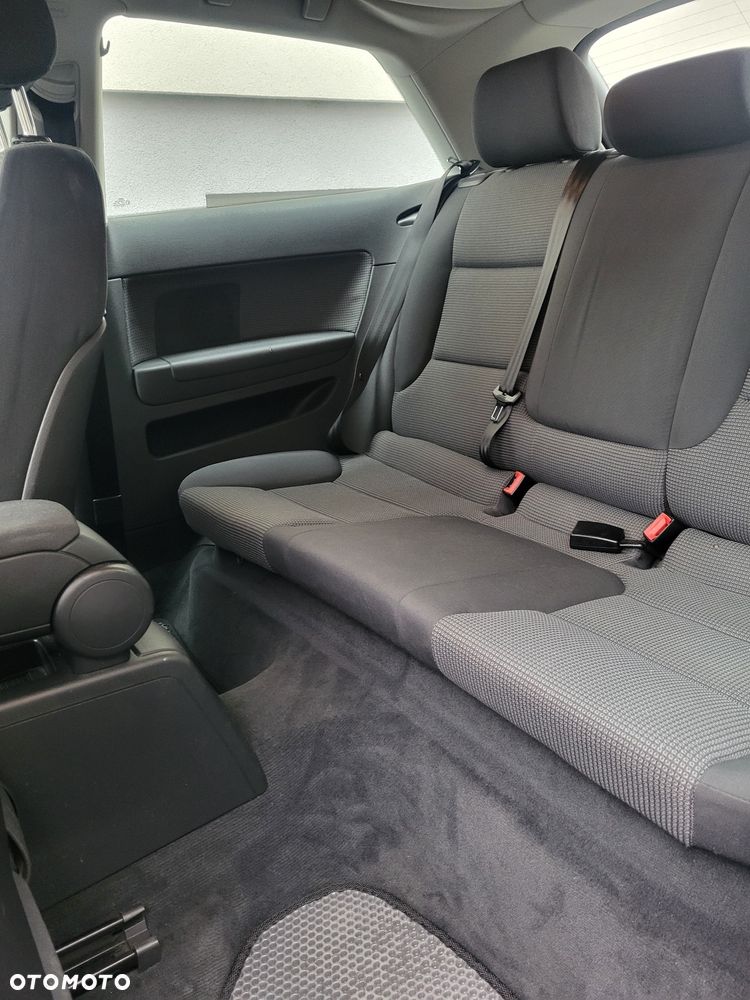 Audi A3 1.6 Ambiente - 9