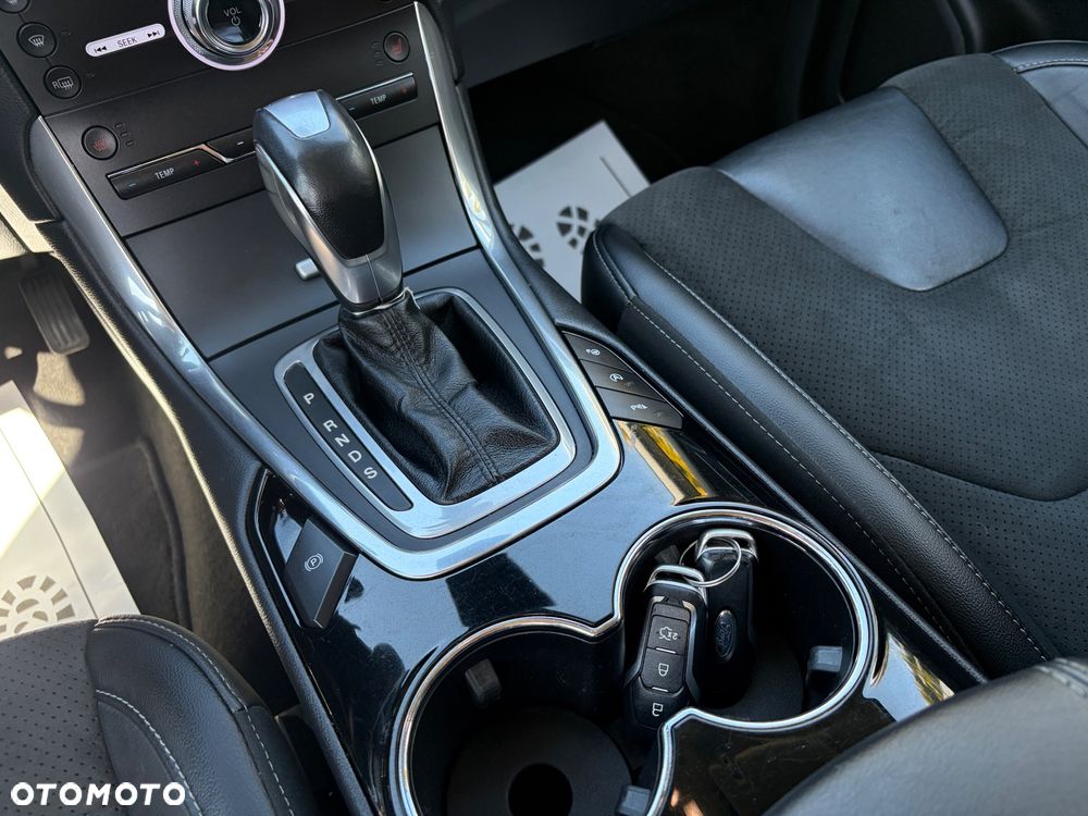 Ford S-Max 2.0 TDCi Allrad Titanium - 14