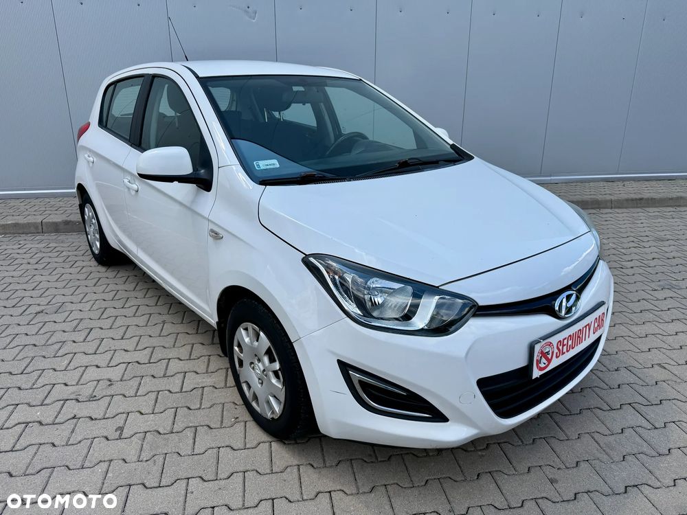 Hyundai i20 - 3