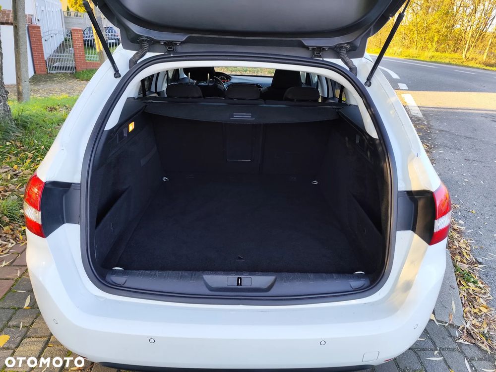 Peugeot 308 1.2 PureTech GPF Allure Pack S&S - 9