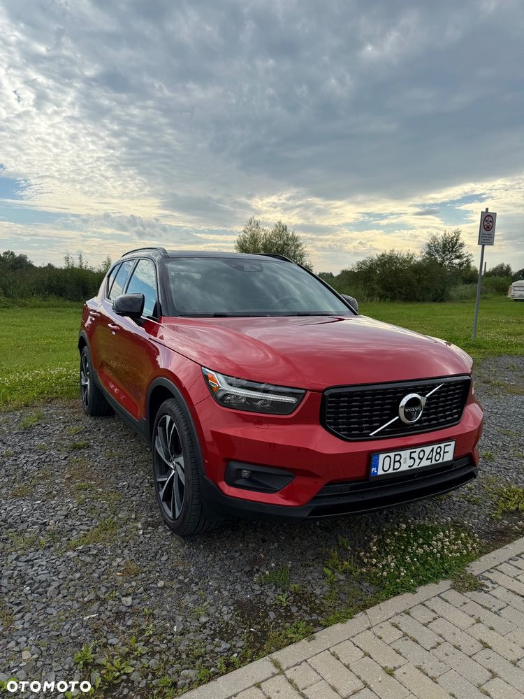 Volvo XC 40 T5 AWD Geartronic R-Design - 1