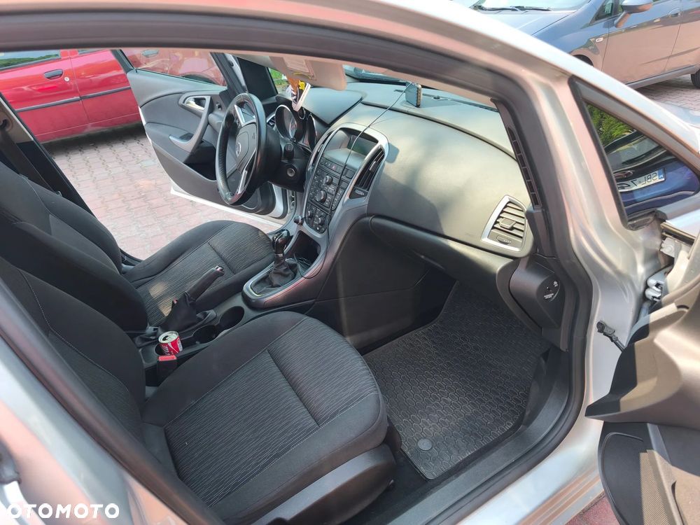 Opel Astra 1.4 T Sport - 26