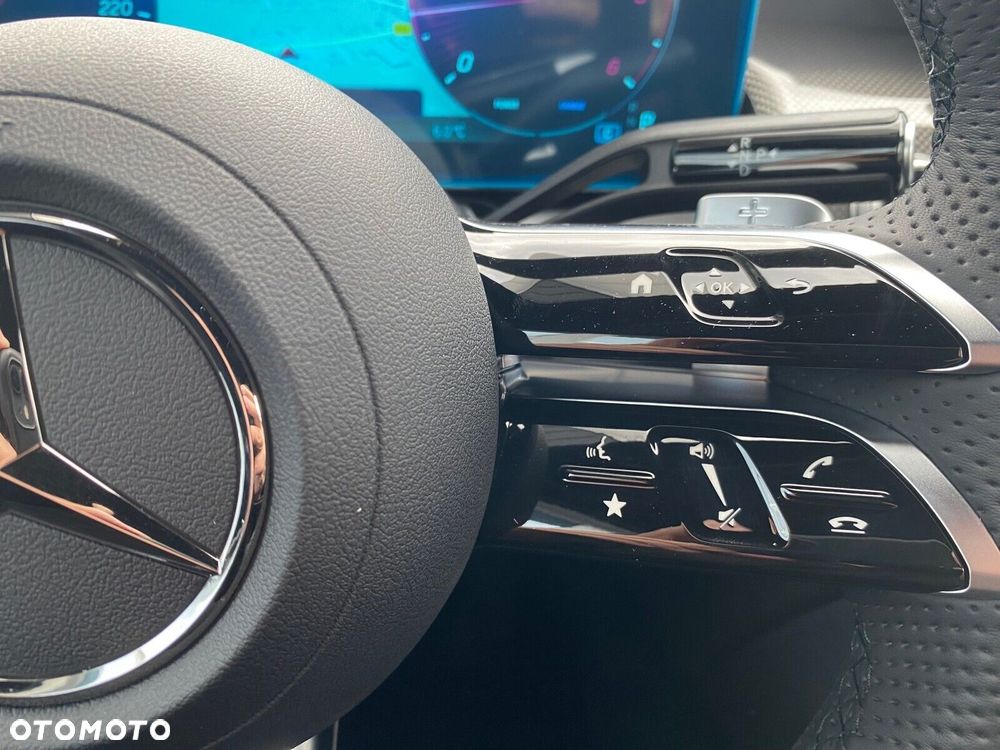 Mercedes-Benz GLC - 13