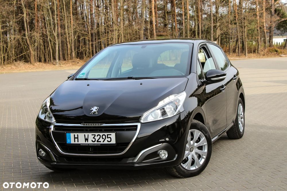 Peugeot 208 - 9