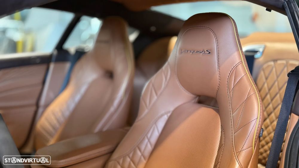 Aston Martin Vanquish S Coupe - 16