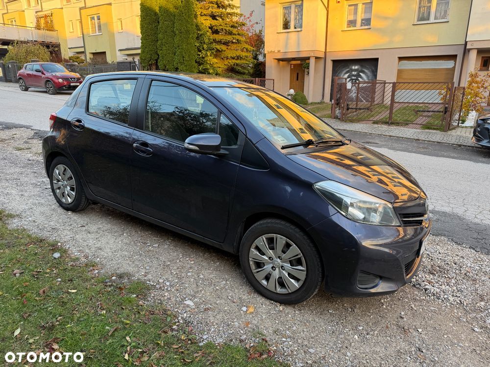 Toyota Yaris 1.33 Prestige - 2