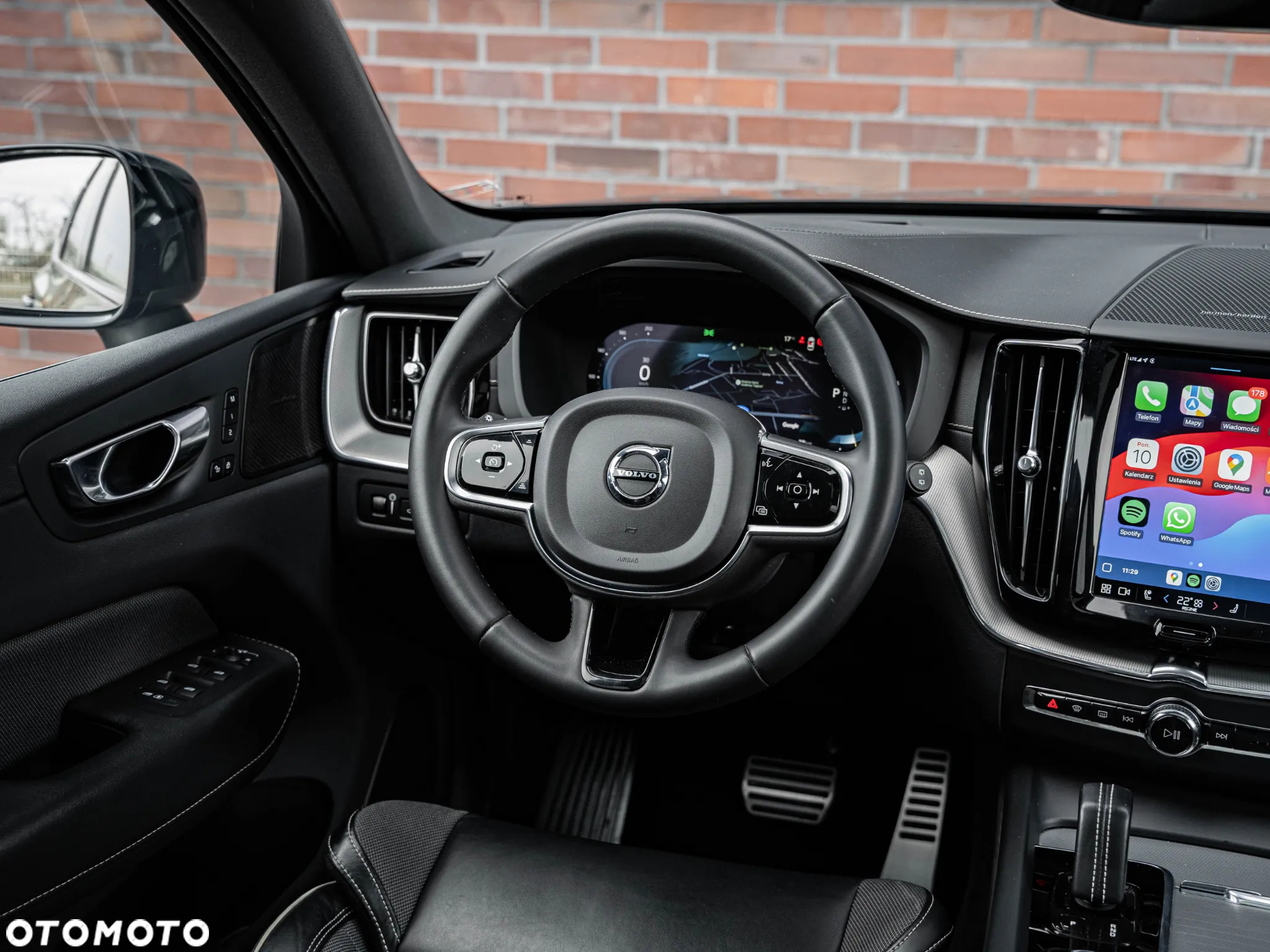 Volvo XC 60 T8 AWD Plug-in Hybrid Ultra Dark - 33