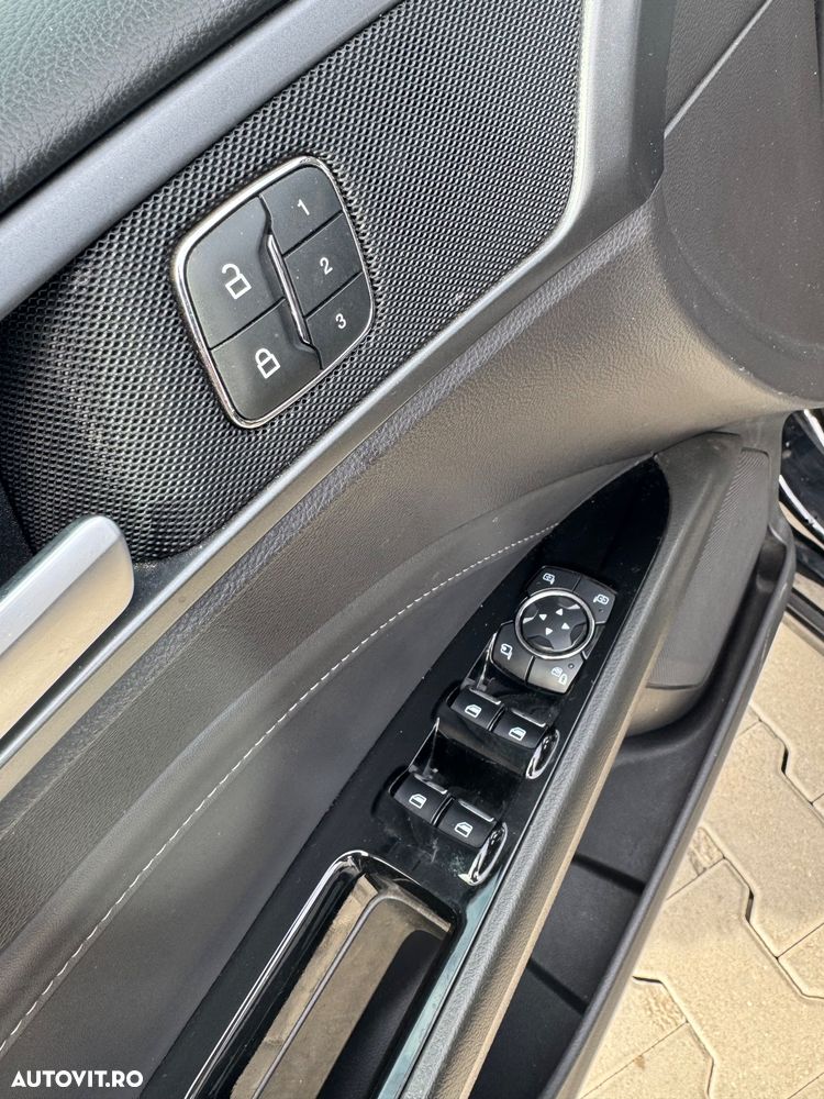 Ford Mondeo 2.0 TDCI PowerShift Titanium - 8