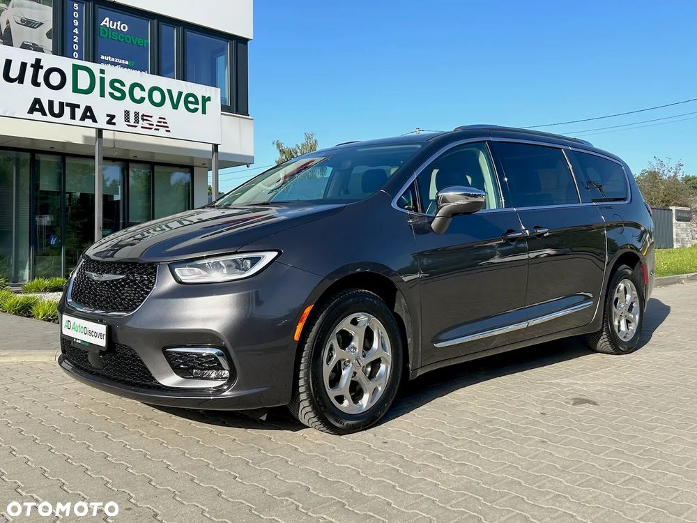 Chrysler Pacifica - 37