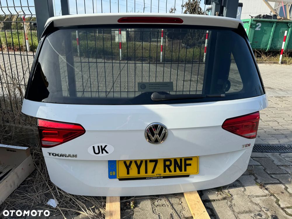 VW Touran 5ta klapa tył tylna L0K1 - 1