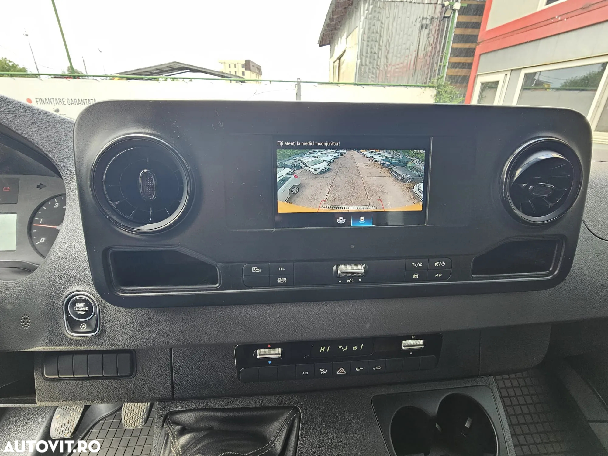 Mercedes-Benz Sprinter - 15