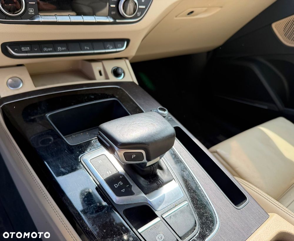 Audi Q5 45 TFSI quattro S tronic - 21