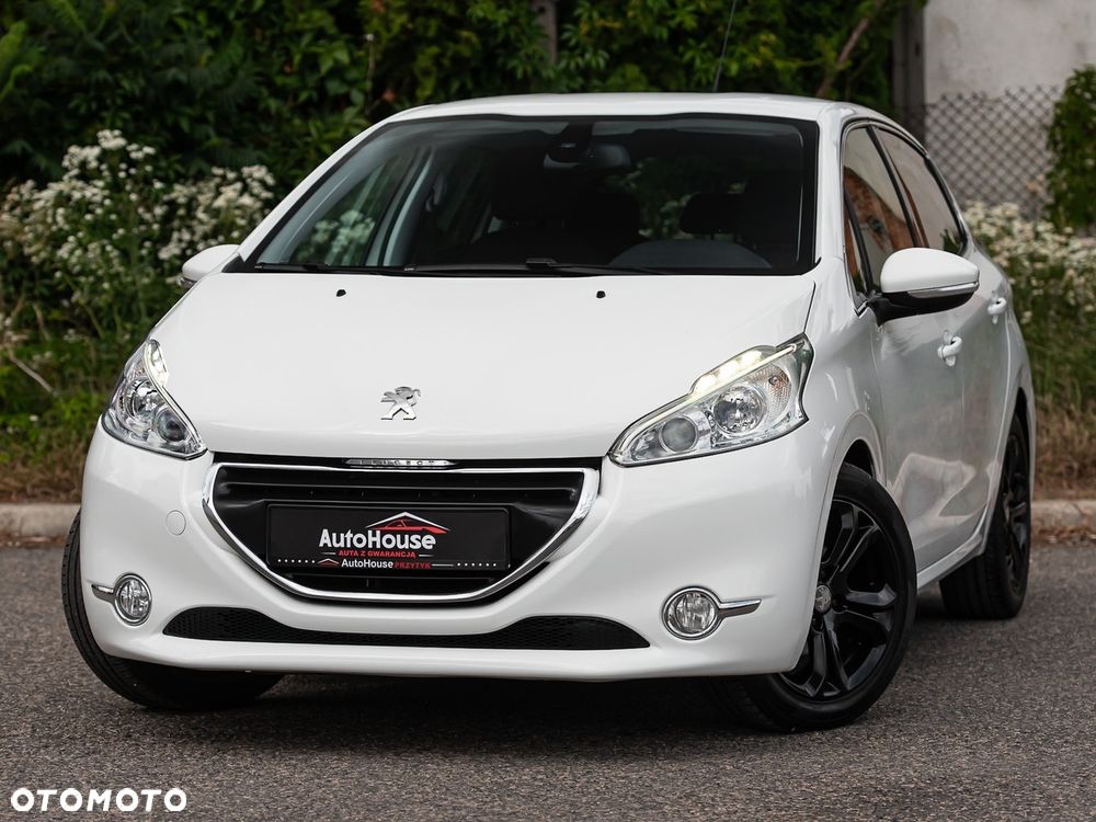 Peugeot 208 120 VTI Intuitive - 4