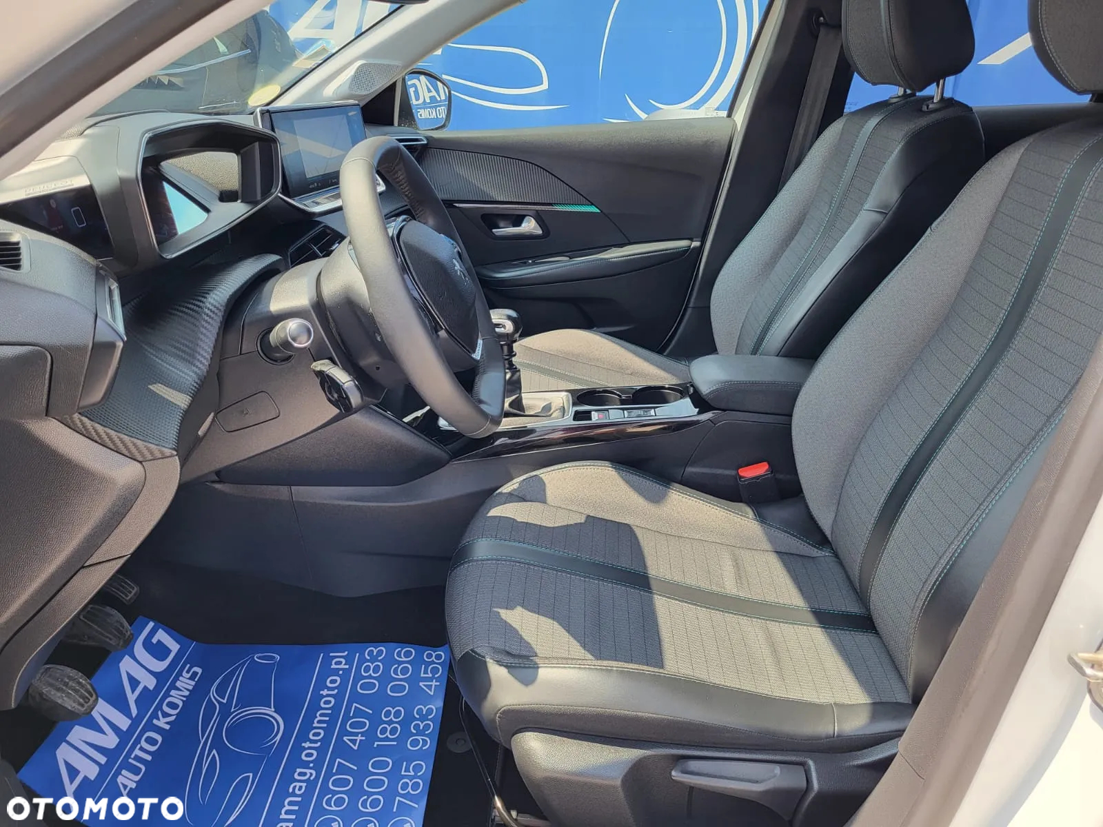 Peugeot 208 1.5 BlueHDi Allure S&S - 13