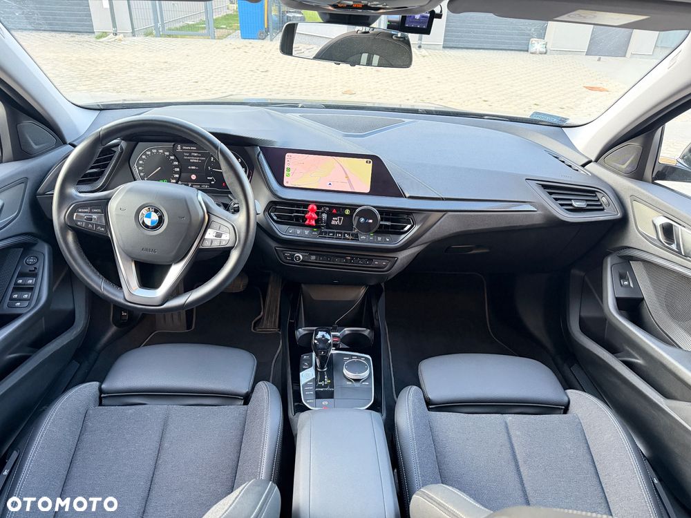 BMW Seria 1 118i - 10