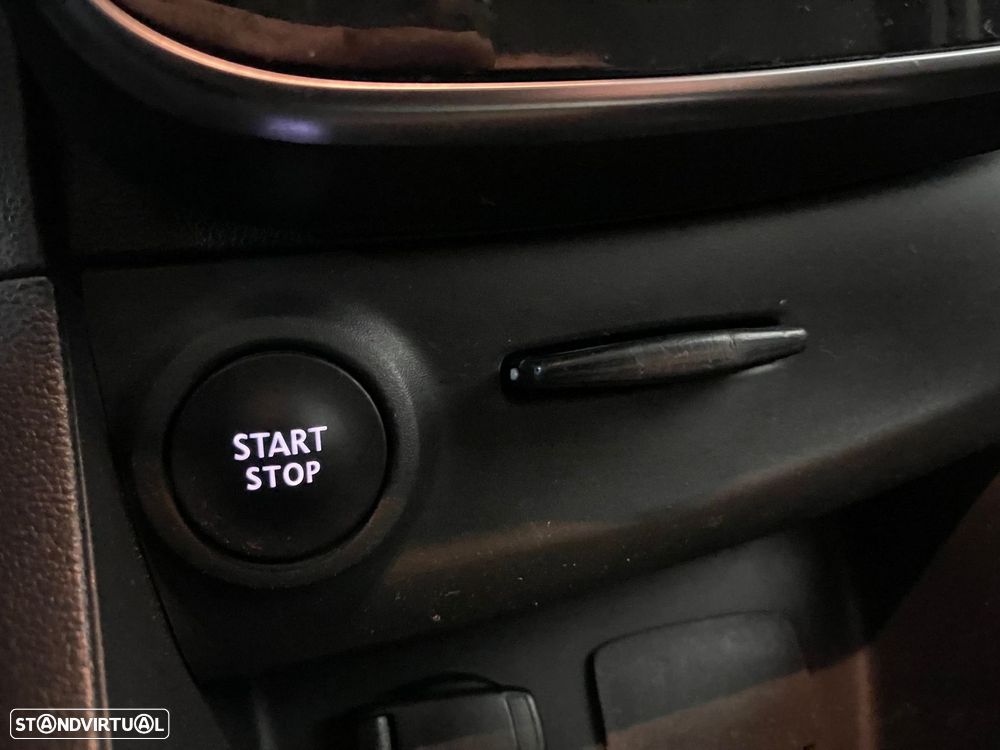 Renault Clio 0.9 TCe Limited Edition - 22