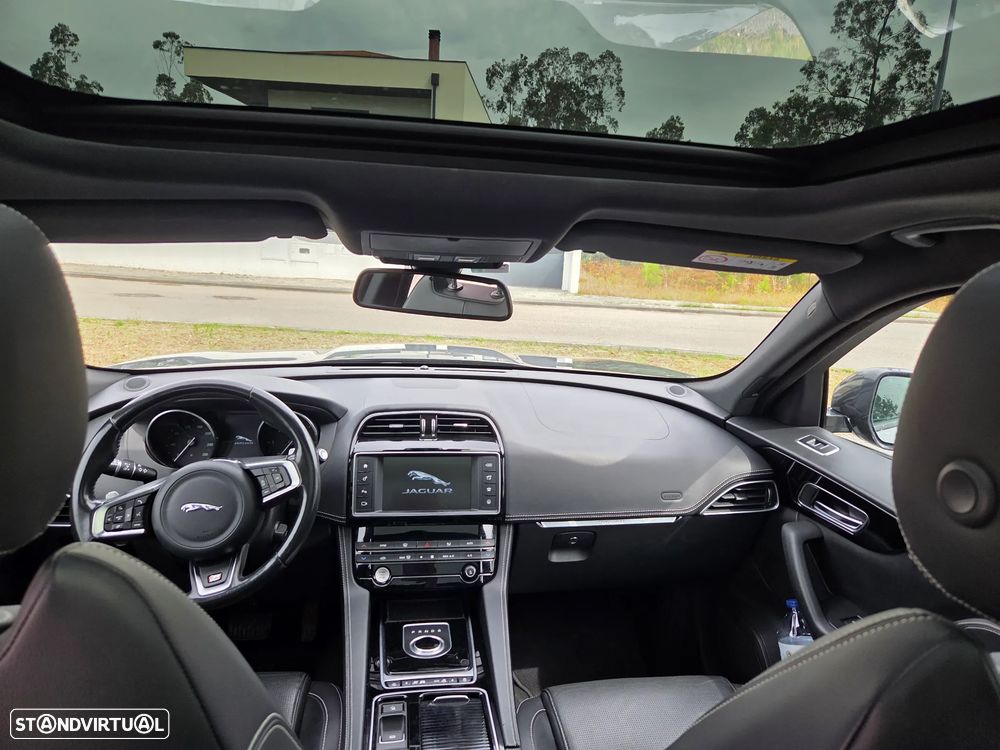 Jaguar F-Pace 2.0 i4D R-Sport Aut. - 8