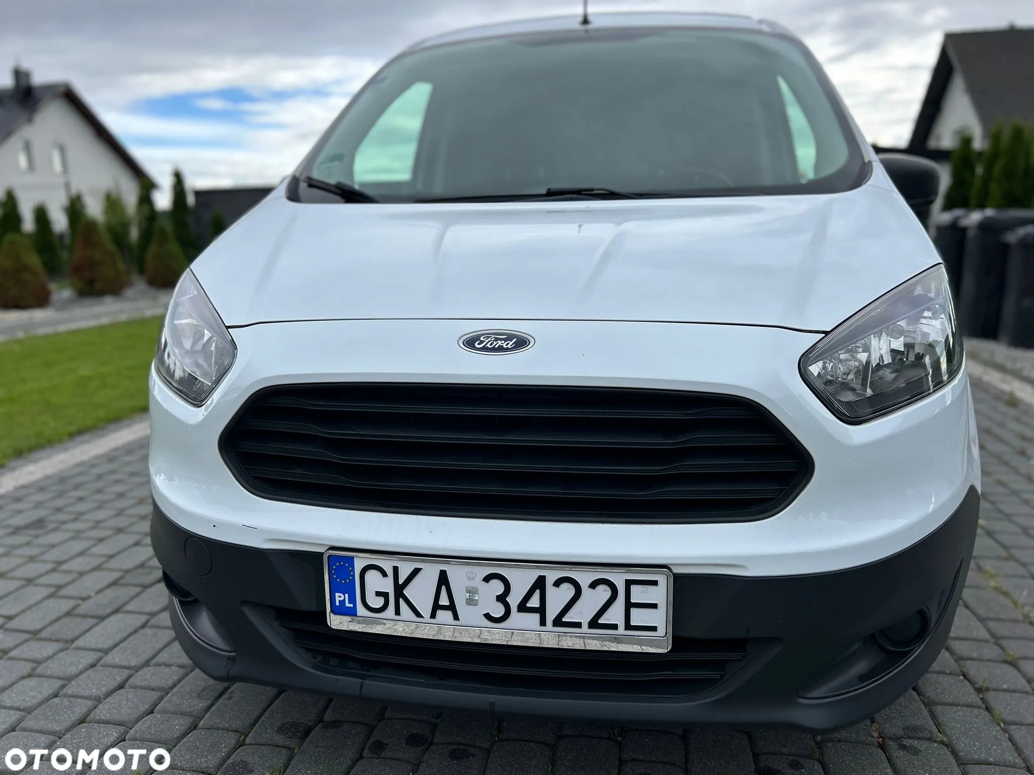 Ford Transit Courier - 8