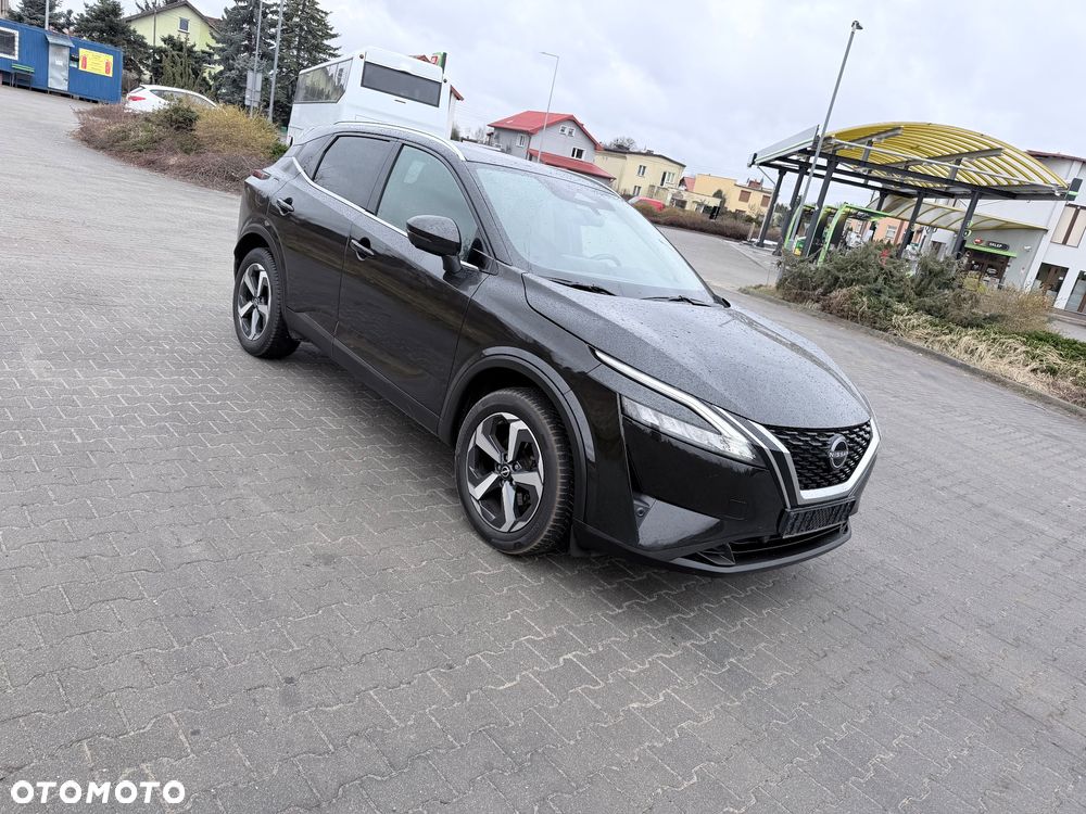 Nissan Qashqai 1.3 DIG-T Tekna DCT - 2