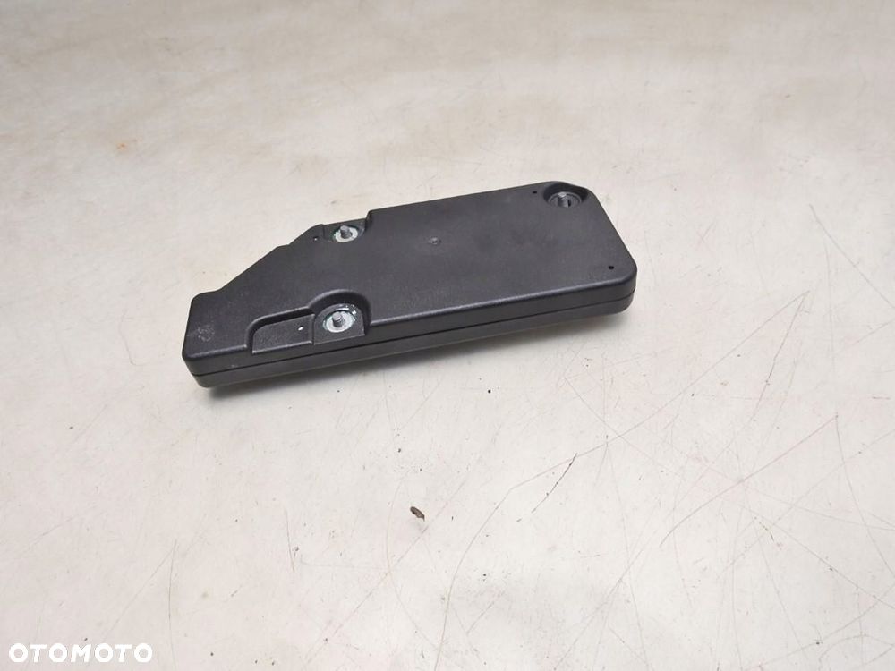 WZMACNIACZ ANTENY VW EOS 1Q0035577 7617310060 - 5