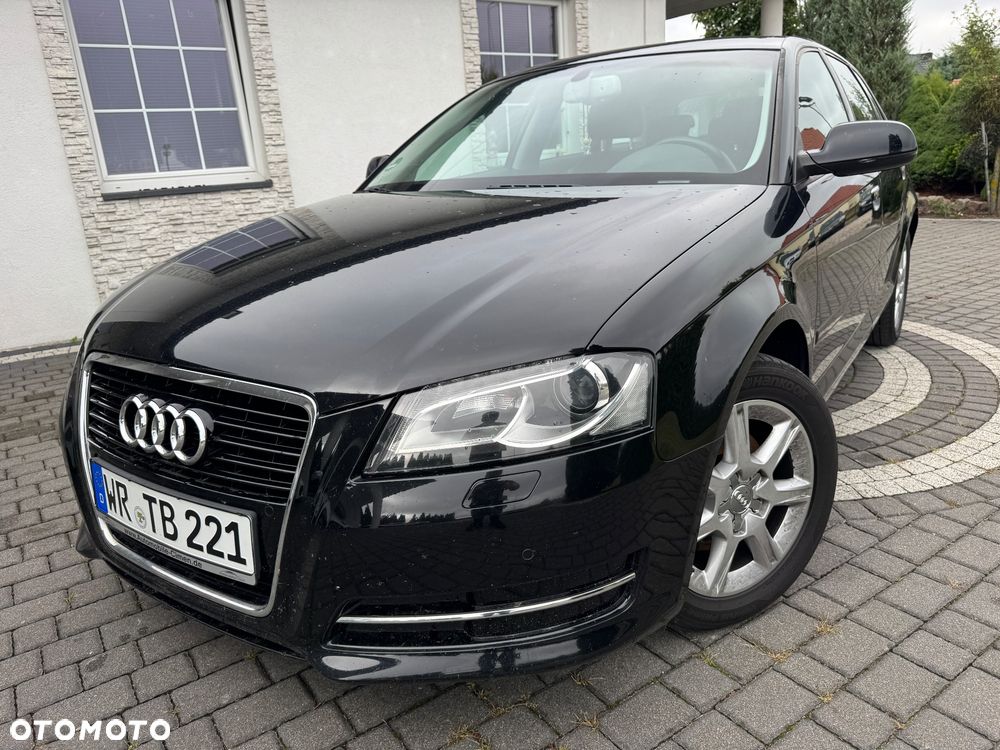 Audi A3 Sportback 2.0 TDI DPF Attraction - 1