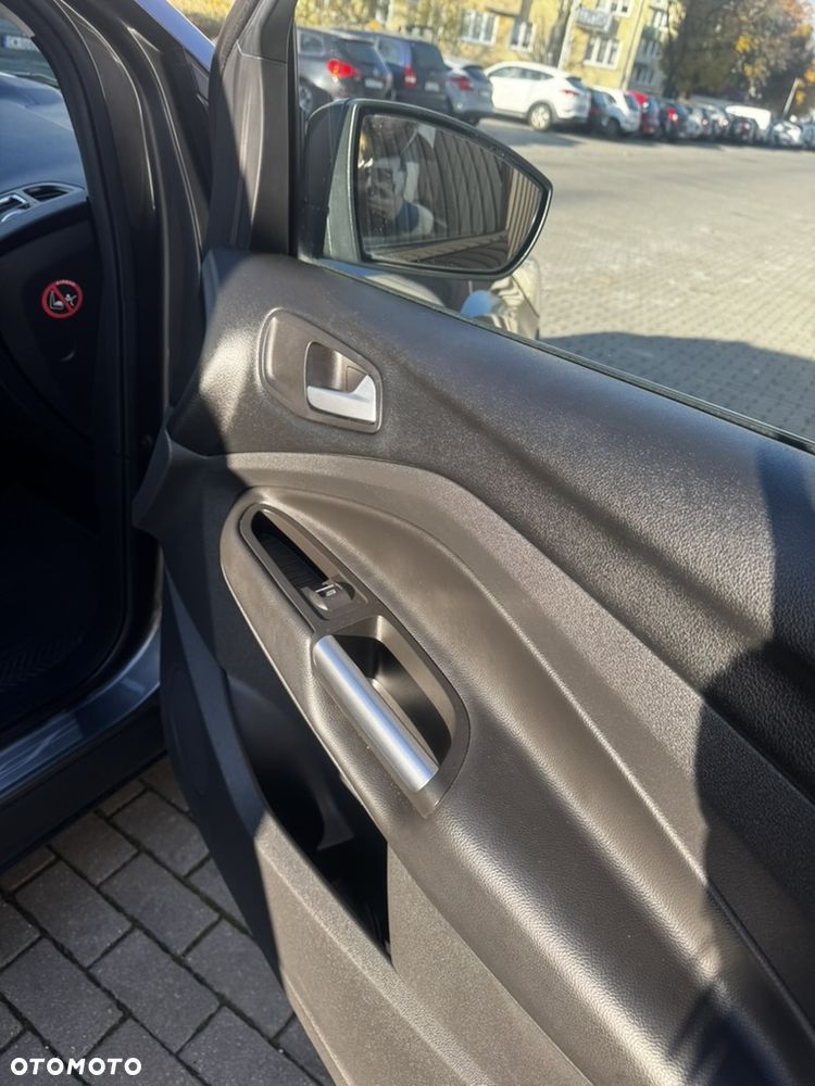 Ford Kuga 2.0 TDCi AWD Trend - 12